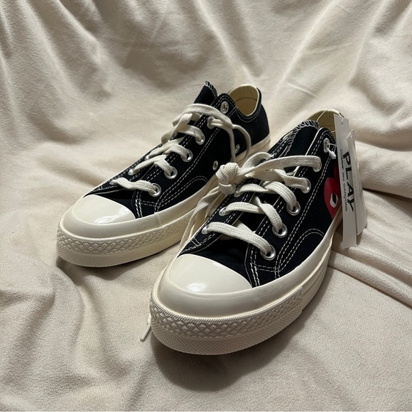 Comme Des Garcons Play Chuck 70 Low-Top Sneakers Size Womens 9 NWT - Picture 5 of 11